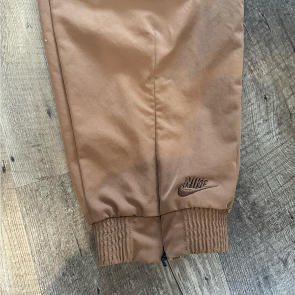 Nike Tech Pack Dri Fit Tan Pants - Picture 8 of 16